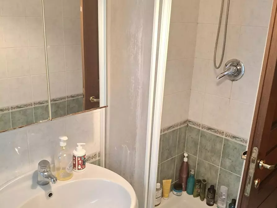 Immagine 9 di Camera in affitto  in Via Luigi Arbib Pascucci a Roma