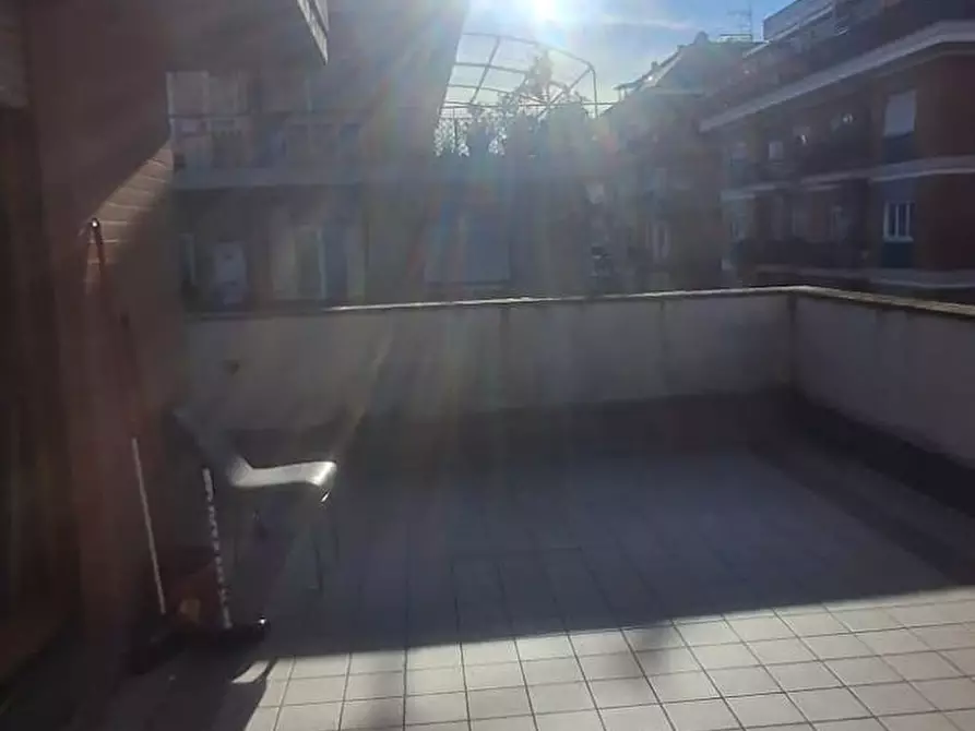 Immagine 1 di Camera in affitto  in Via Luigi Arbib Pascucci a Roma