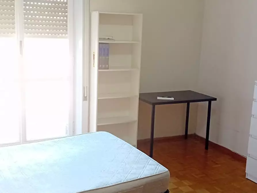 Immagine 2 di Camera in affitto  in Via Luigi Arbib Pascucci a Roma