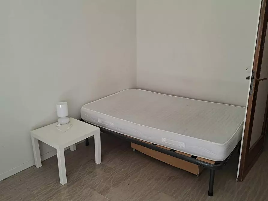 Immagine 9 di Camera in affitto  in Via Luigi Arbib Pascucci a Roma