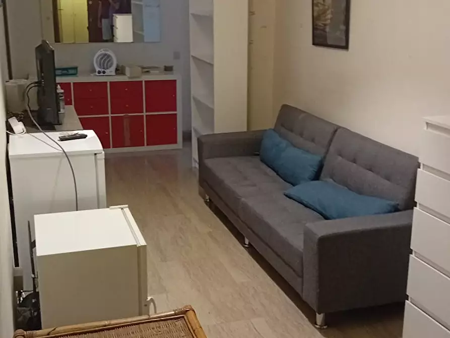 Immagine 10 di Camera in affitto  in Via Luigi Arbib Pascucci a Roma