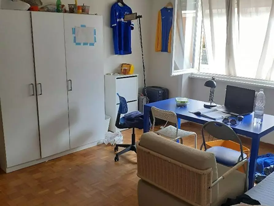 Immagine 1 di Camera in affitto  in Via Luigi Arbib Pascucci a Roma