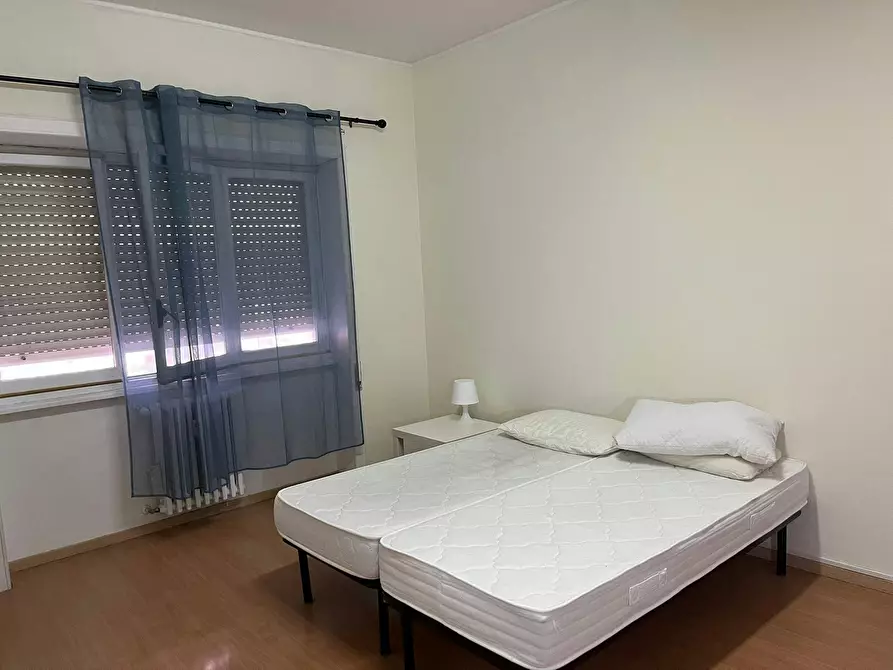 Immagine 2 di Camera in affitto  in Via Luigi Arbib Pascucci a Roma
