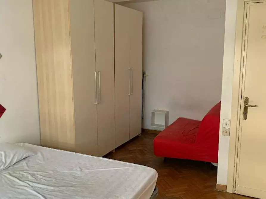 Immagine 3 di Camera in affitto  in Via Conca d'Oro a Roma