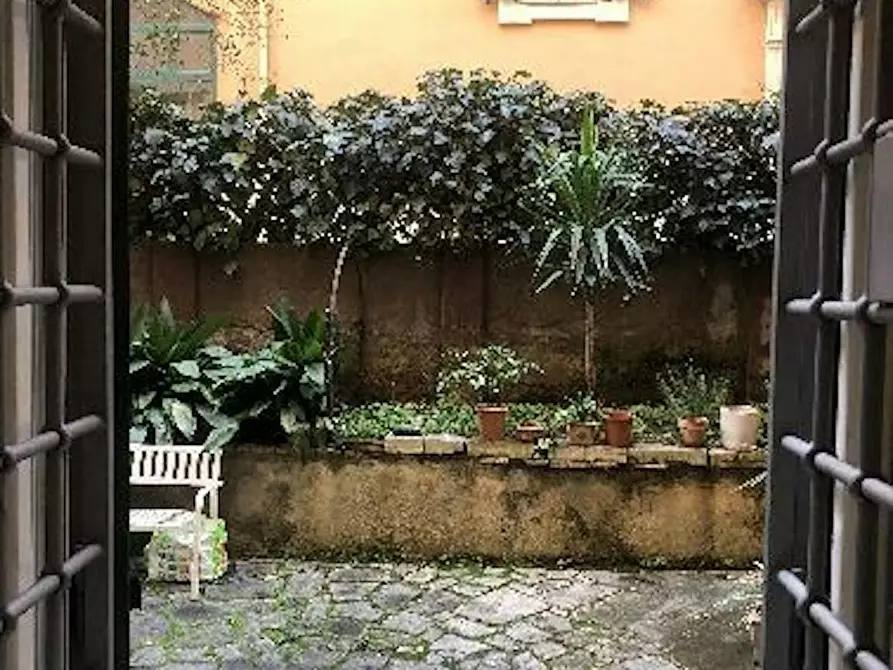 Immagine 4 di Camera in affitto  in Via Tronto a Roma