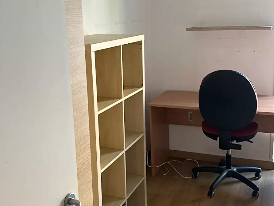 Immagine 9 di Camera in affitto  in Via Ravenna a Roma