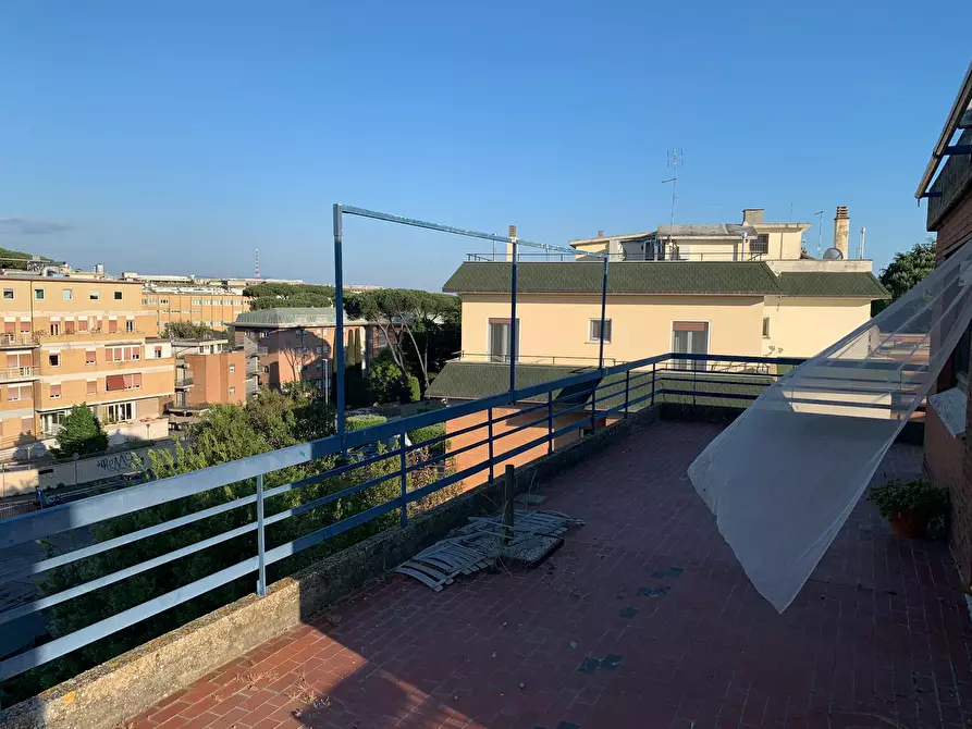 Immagine 10 di Appartamento in affitto  in Via Giovanni Acquaderni a Roma