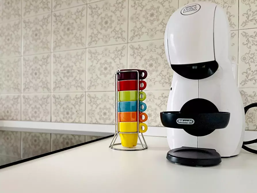 Immagine 8 di Camera in affitto  in Via Monte Solarolo a Padova