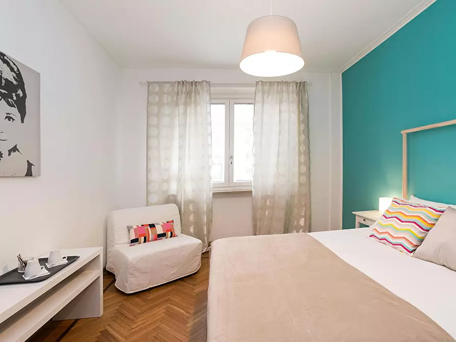 Immagine 2 di Camera in affitto  in Corso Massimo d'Azeglio a Torino