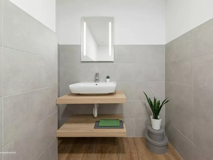 Immagine 8 di Camera condivisa in affitto  in Via San Giovanni a Trento