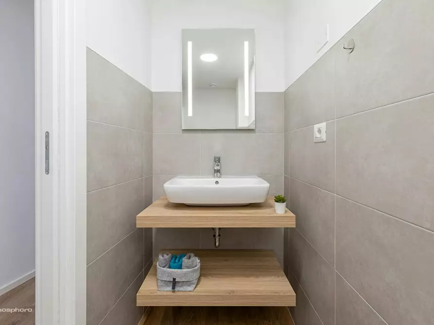 Immagine 5 di Camera in affitto  in Via San Giovanni a Trento