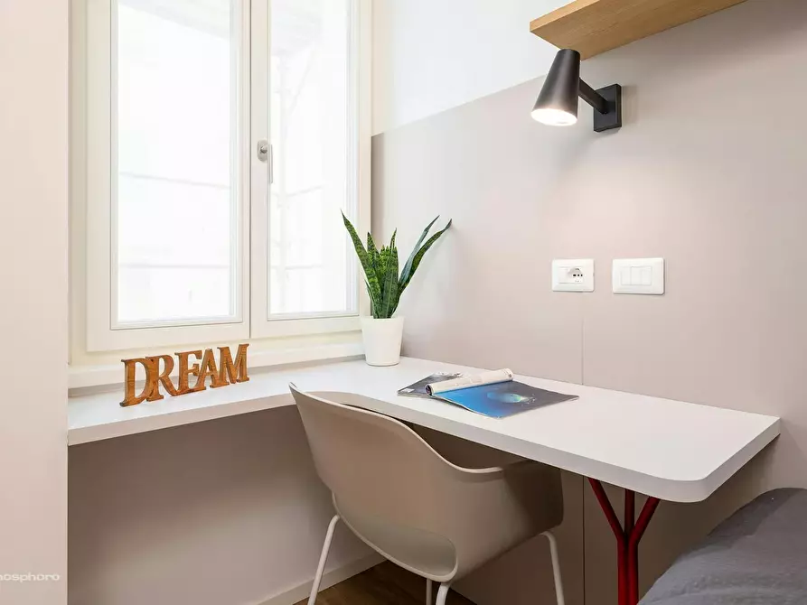 Immagine 3 di Camera in affitto  in Via San Giovanni a Trento