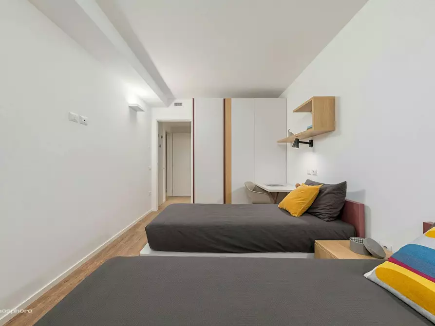 Immagine 4 di Camera in affitto  in Via San Giovanni a Trento