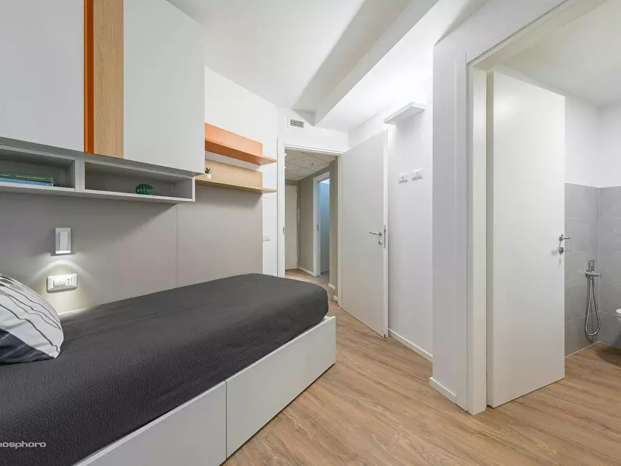 Immagine 5 di Camera in affitto  in Via San Giovanni a Trento