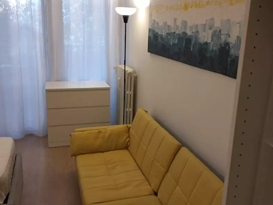 Immagine 3 di Camera condivisa in affitto  in Via Tirana a Padova