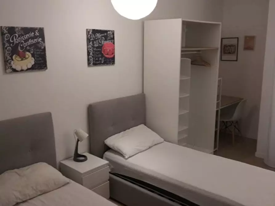 Immagine 1 di Camera condivisa in affitto  in Via Tirana a Padova