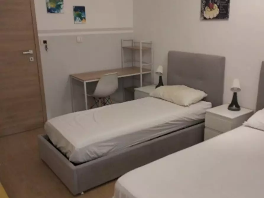 Immagine 2 di Camera condivisa in affitto  in Via Tirana a Padova