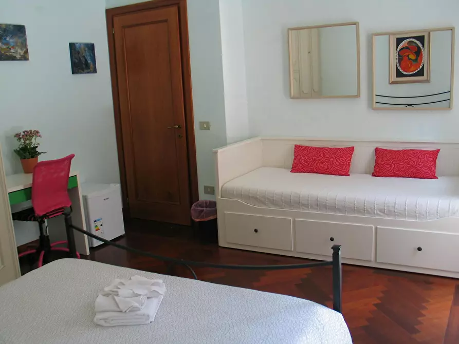 Immagine 7 di Camera in affitto  in Via Aleardo Aleardi a Padova