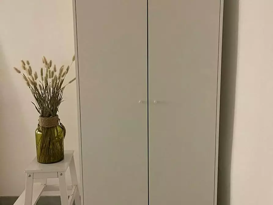 Immagine 6 di Camera in affitto  in Via San Giovanni in Porta a Napoli