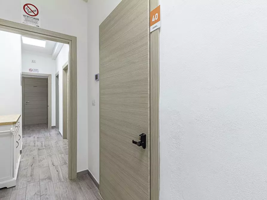 Immagine 6 di Camera in affitto  in Viale Adua a Sassari