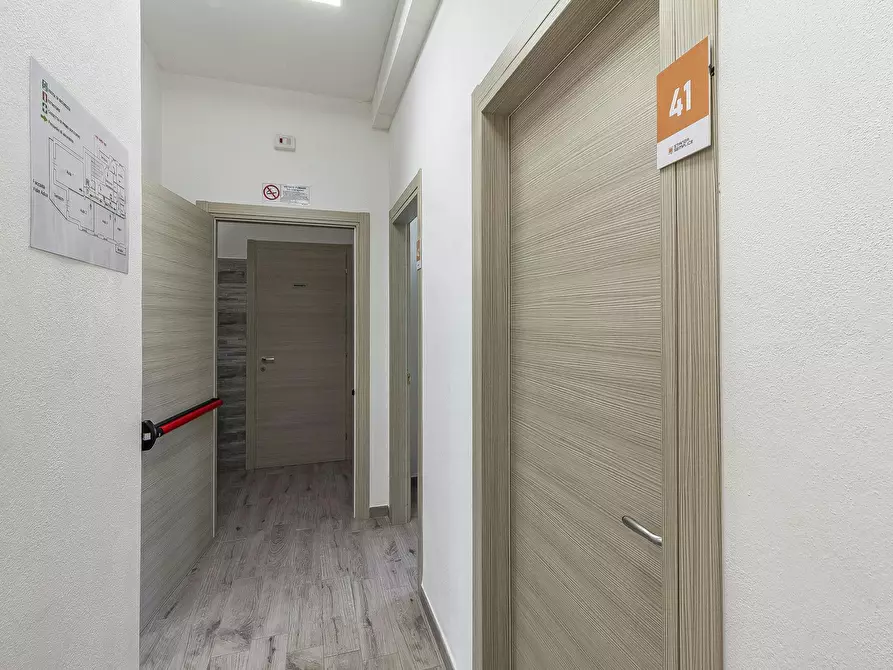 Immagine 4 di Camera in affitto  in Viale Adua a Sassari