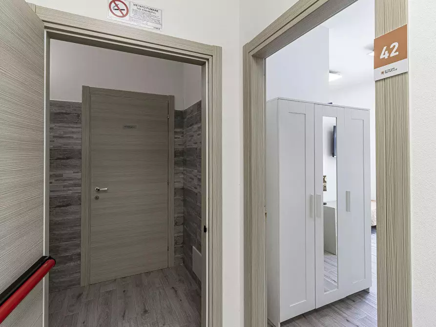 Immagine 5 di Camera in affitto  in Viale Adua a Sassari