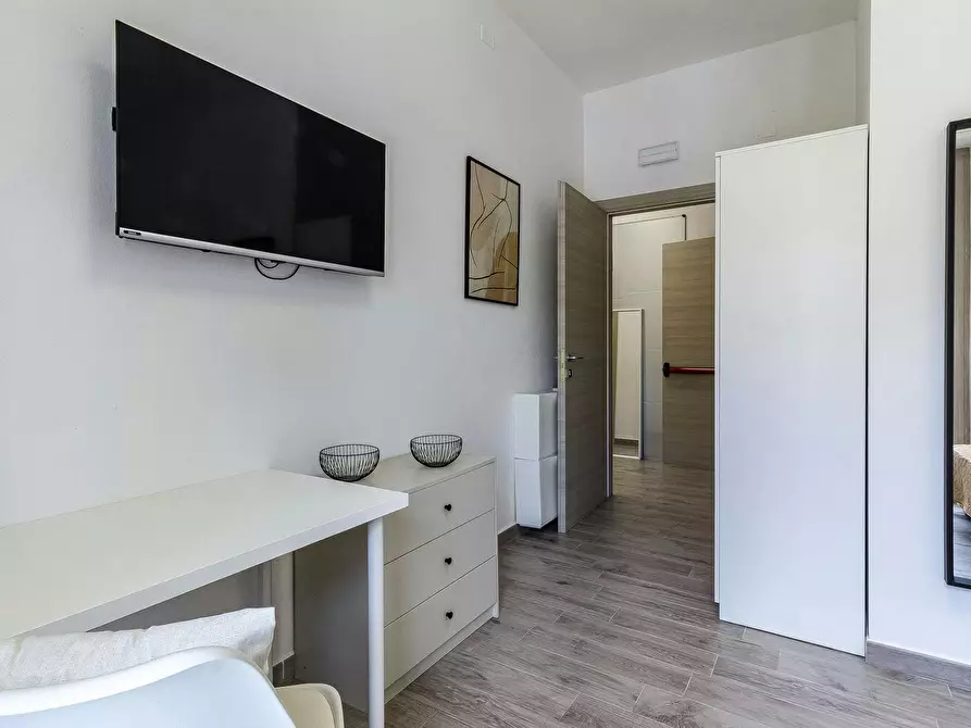 Immagine 4 di Camera in affitto  in Viale Adua a Sassari