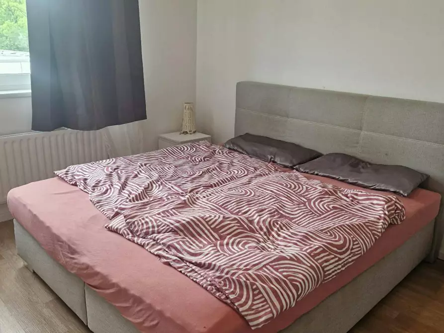 Immagine 2 di Appartamento in affitto  in Kaiserallee a Berlin