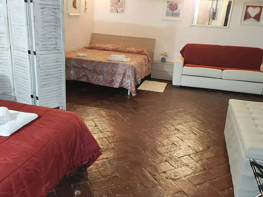Immagine 4 di Appartamento in affitto  in Banchi di Sopra a Siena