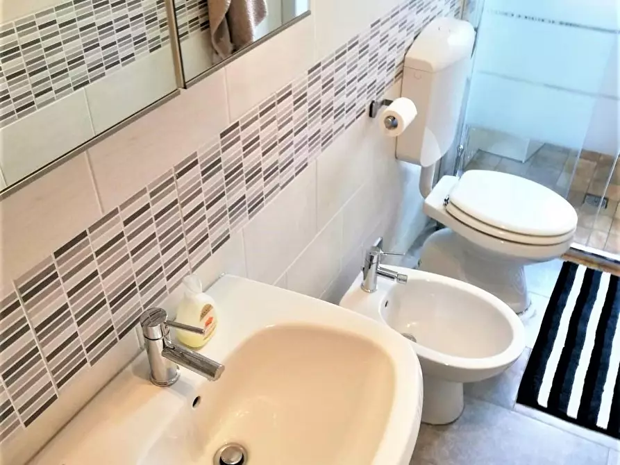 Immagine 8 di Camera in affitto  in Via Sant'Agostino a Torino
