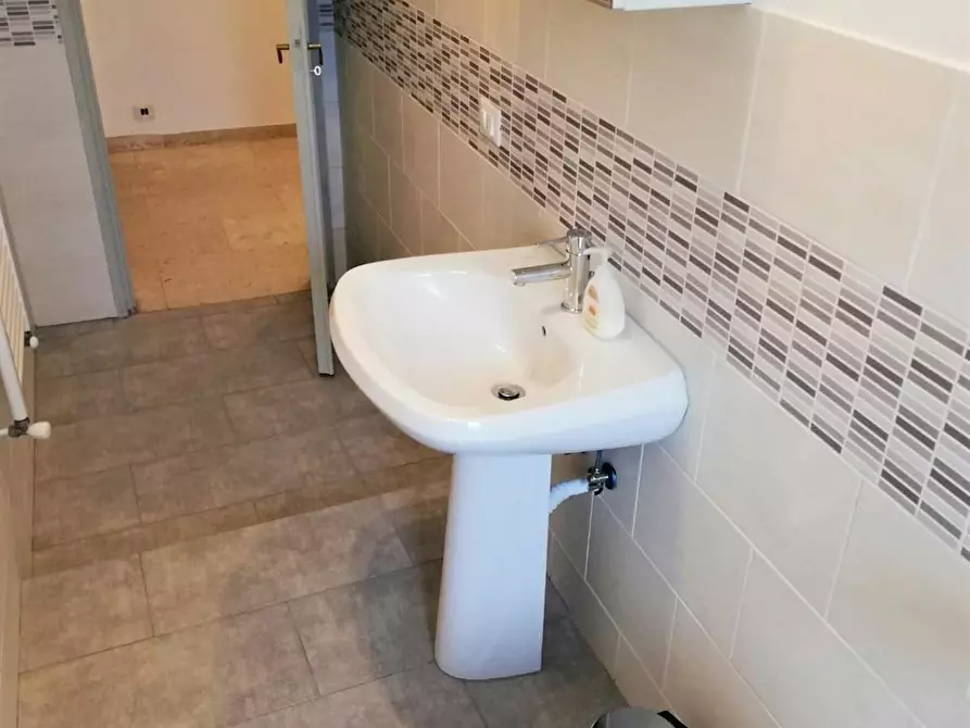Immagine 9 di Camera in affitto  in Via Sant'Agostino a Torino