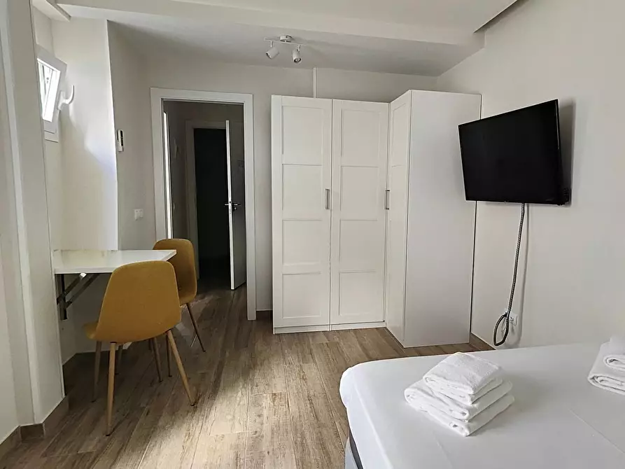 Immagine 5 di Appartamento in affitto  in Paseo de la Castellana a Madrid