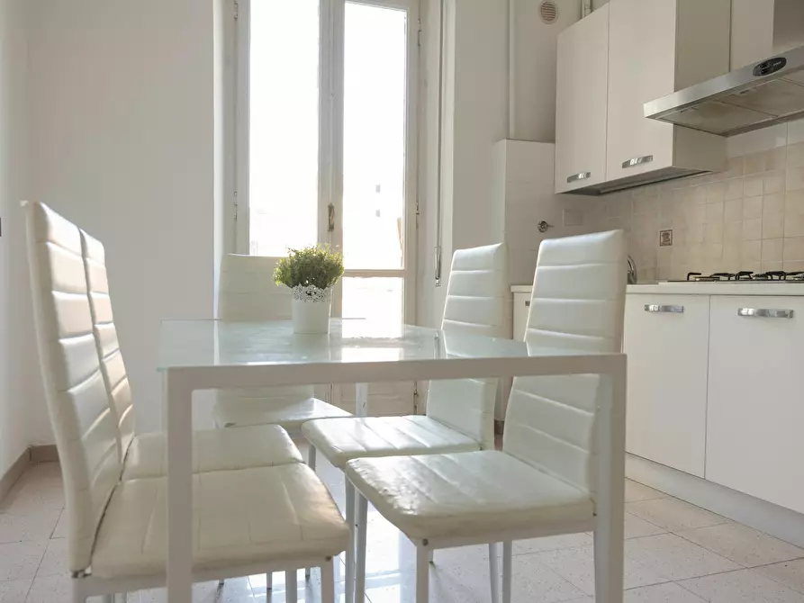 Immagine 5 di Camera in affitto  in Piazza Tancredi Galimberti a Torino