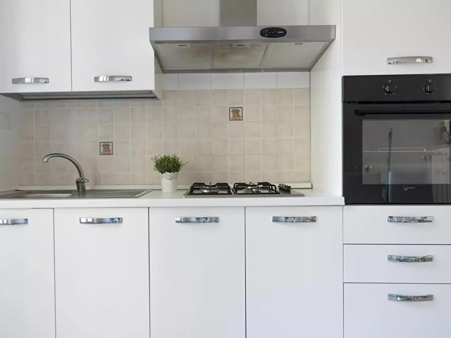 Immagine 4 di Camera in affitto  in Piazza Tancredi Galimberti a Torino