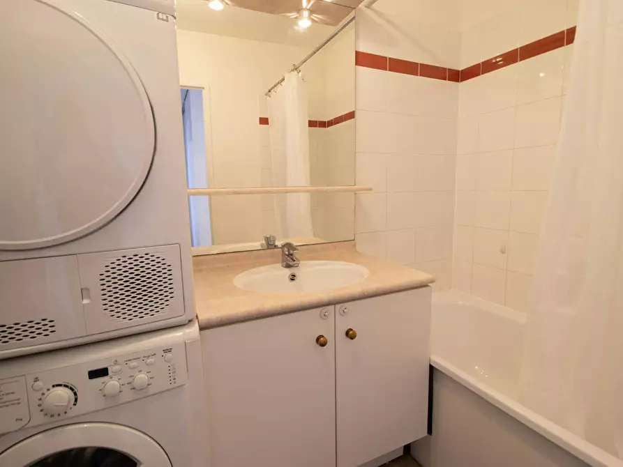 Immagine 8 di Camera in affitto  in Rue du Bailly a Saint-Denis