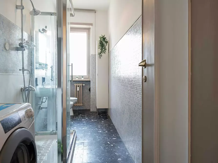 Immagine 10 di Camera in affitto  in Via Donatello a Milano