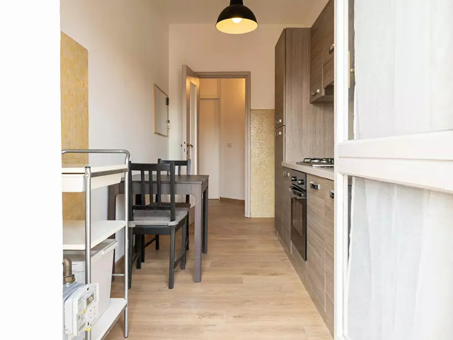 Immagine 6 di Camera in affitto  in Via Donatello a Milano