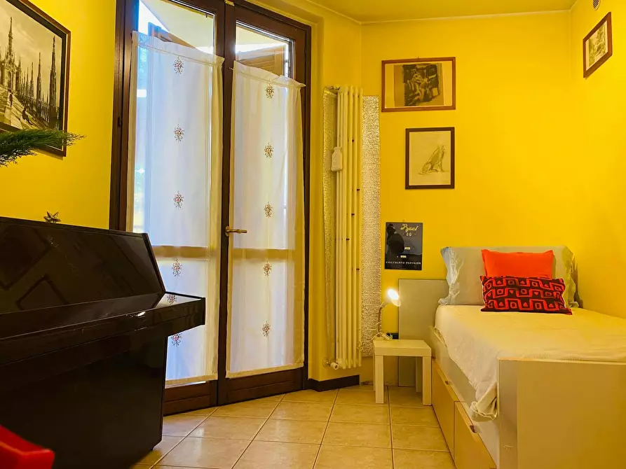 Immagine 1 di Camera in affitto  in Via Cusago a Milano