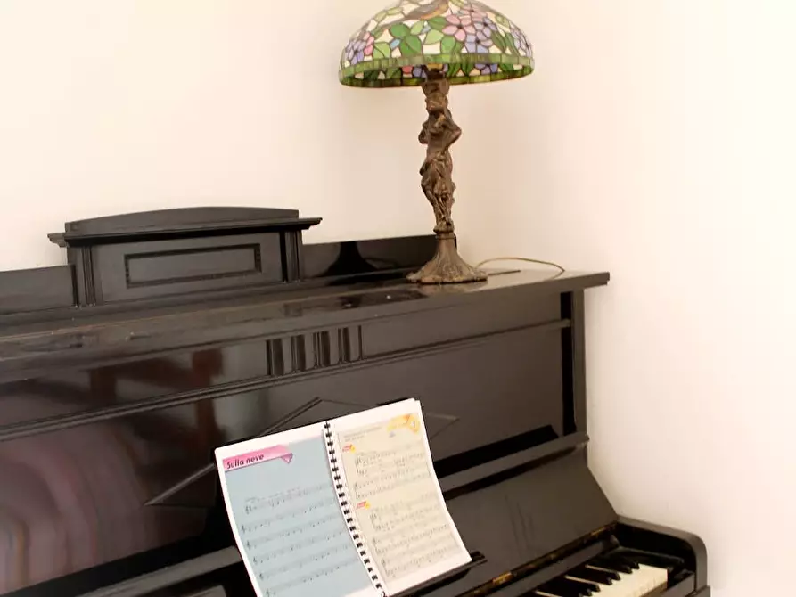 Immagine 6 di Camera in affitto  in Via Argenteria a Palermo