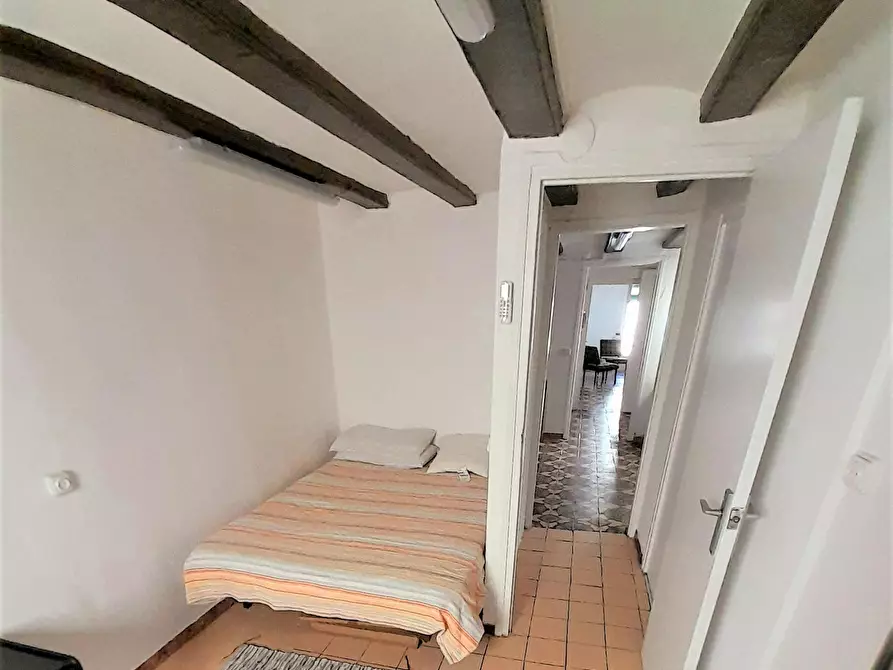 Immagine 8 di Appartamento in affitto  in Carrer de Joaquín Costa a Barcelona