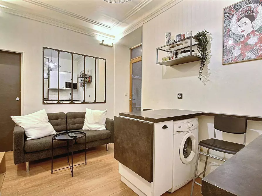 Immagine 1 di Appartamento in affitto  in Rue Camille Tahan a Paris 18