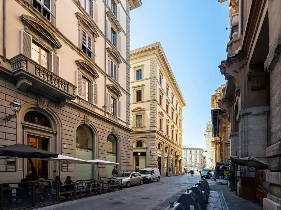 Immagine 5 di Appartamento in affitto  in Via dei Brunelleschi a Firenze