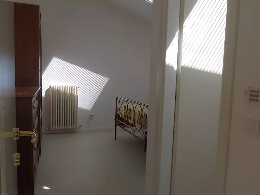 Immagine 6 di Appartamento in affitto  in Via Castiglione a Bologna