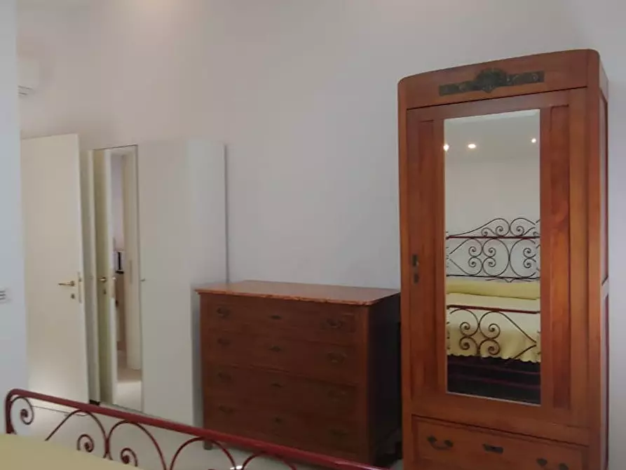 Immagine 10 di Appartamento in affitto  in Via Castiglione a Bologna