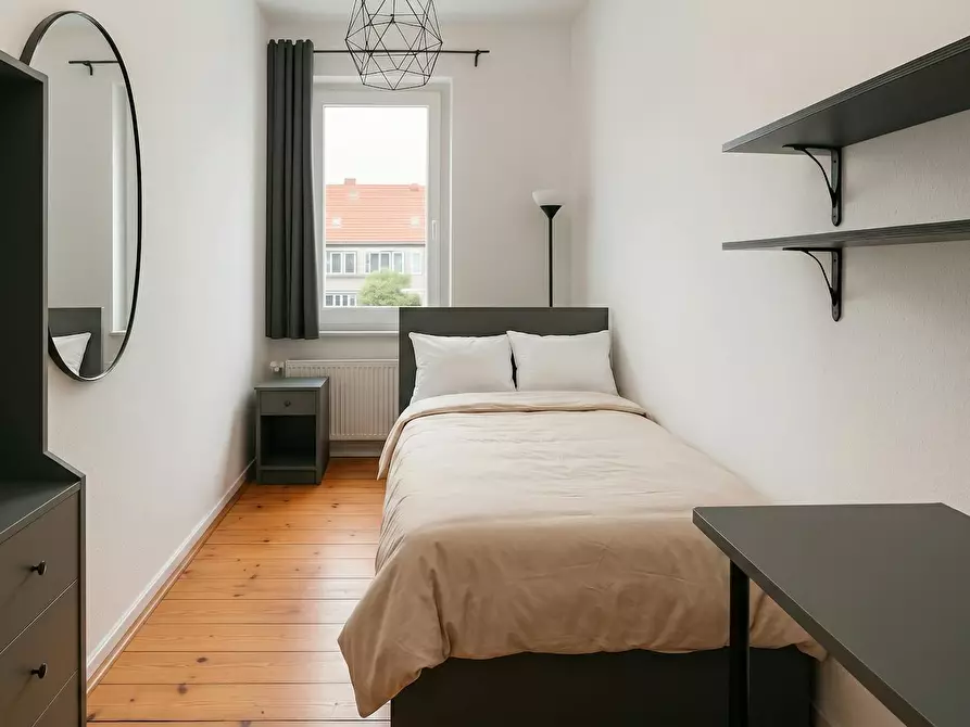 Immagine 2 di Camera in affitto  in Treseburger Ufer a Berlin