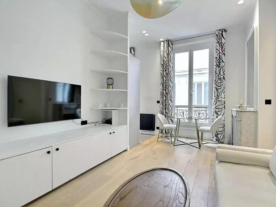 Immagine 3 di Appartamento in affitto  in Quai du Marché Neuf - Maurice Grimaud a Paris