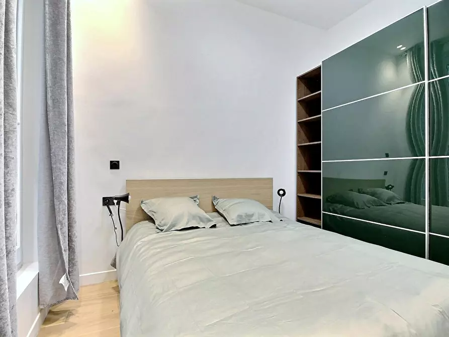 Immagine 2 di Appartamento in affitto  in Quai du Marché Neuf - Maurice Grimaud a Paris