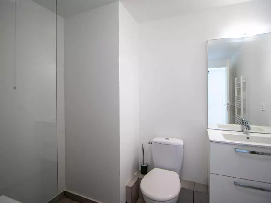 Immagine 7 di Camera in affitto  in Rue Baudin a Villeurbanne