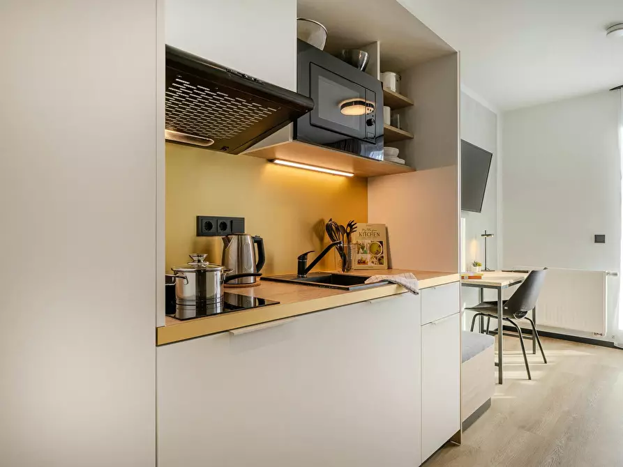 Immagine 6 di Appartamento in affitto  in Pestalozzistraße a Berlin