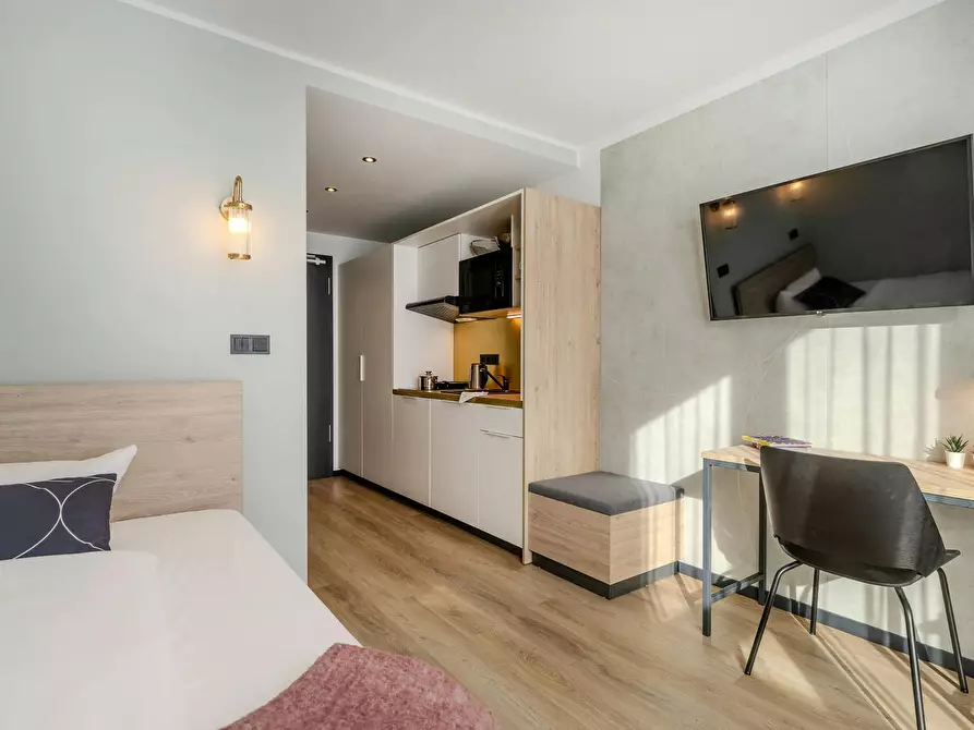 Immagine 2 di Appartamento in affitto  in Pestalozzistraße a Berlin